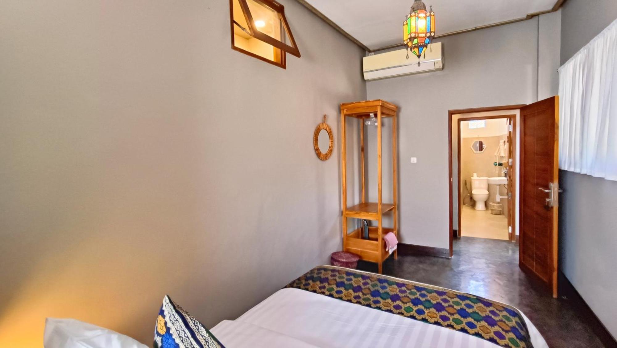 Dalai Tropical Hotel Kuta  Exterior photo
